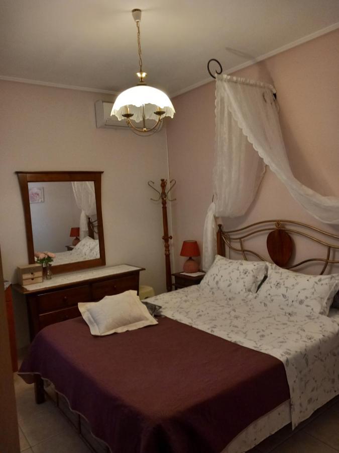 Willa Poly'S Sea Side House Koropi Zewnętrze zdjęcie